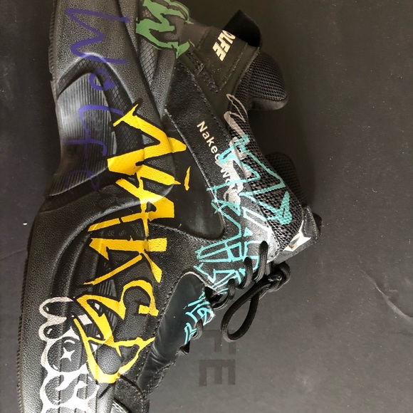 Shoes - Picture 4 of 4